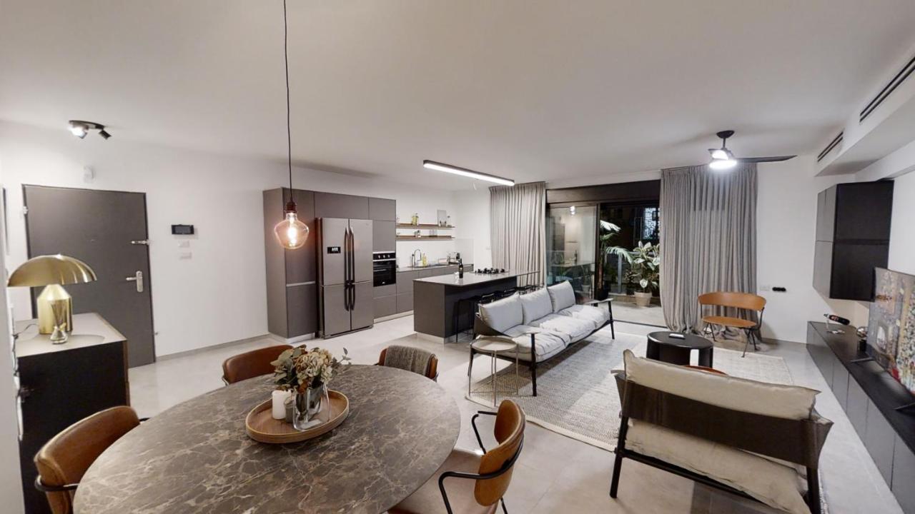 Luxury 3&4 Bedroom New Apartments - Close To The Beach & Bahai Gardens Хайфа Экстерьер фото